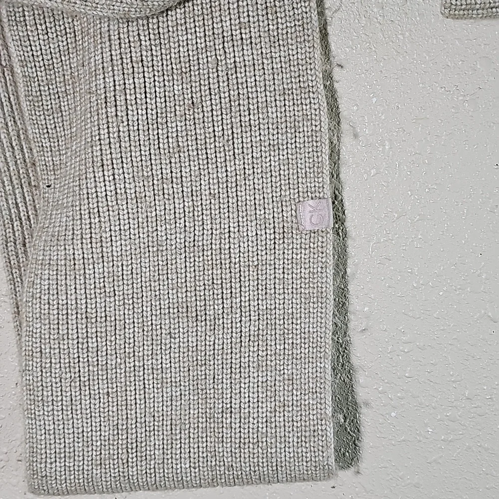 Calvin Klein Scarf & Beanie.